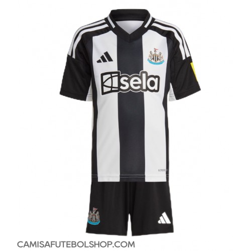 Camisa de time de futebol Newcastle United Replicas 1º Equipamento Infantil 2024-25 Manga Curta (+ Calças curtas)